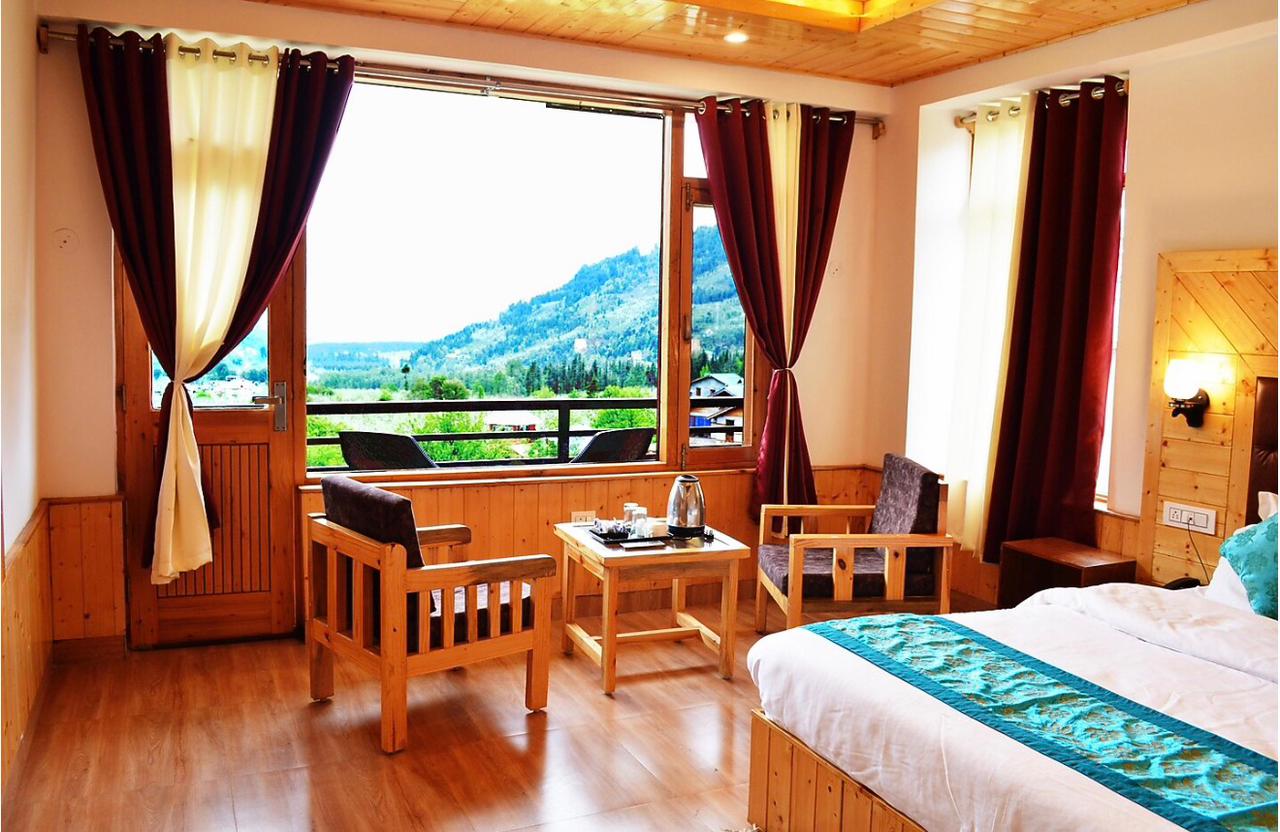 Suite with Balcony